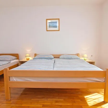 Fuer 3 Personen Ca 39 Qm In Fazana, Istrien Istrische Riviera Apartment Valbandon