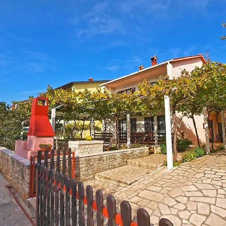 Fuer 3 Personen Ca 39 Qm In Fazana, Istrien Istrische Riviera *