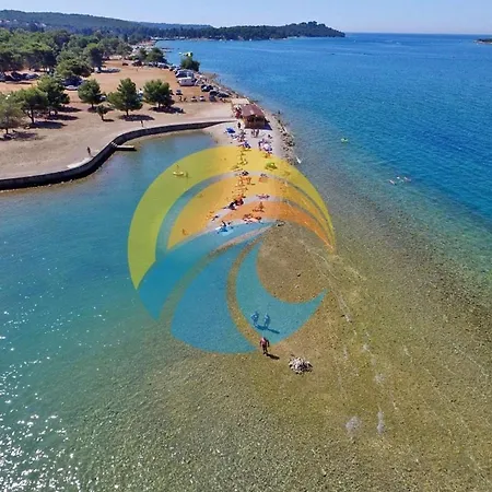 Apartment Fuer 3 Personen Ca 39 Qm In Fazana, Istrien Istrische Riviera *