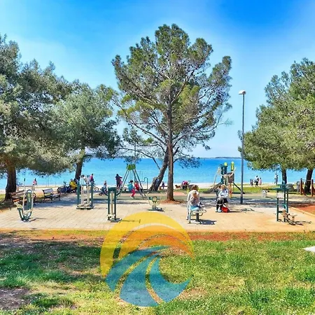 Apartment Fuer 3 Personen Ca 39 Qm In Fazana, Istrien Istrische Riviera Valbandon