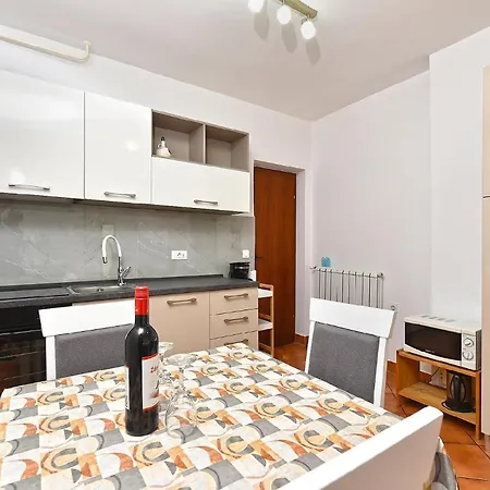 Fuer 3 Personen Ca 39 Qm In Fazana, Istrien Istrische Riviera Valbandon